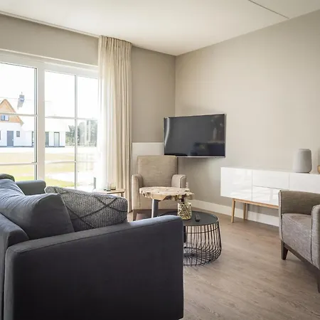 Vakantiehuis In Tasteful In *