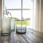 Feriehus In Tasteful In *